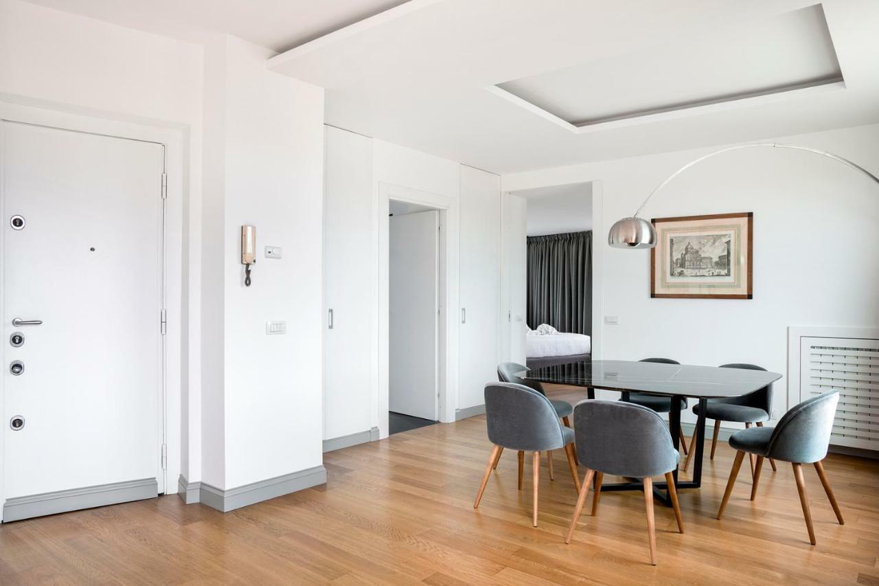 Penthouse Rome Capitol Apartment Bagian luar foto